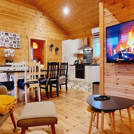 *l'ecrin De L'etang* Depaysement Assure *