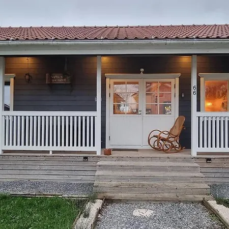 *l'écrin De L'étang* Dépaysement Assuré Chalet Bourbourg